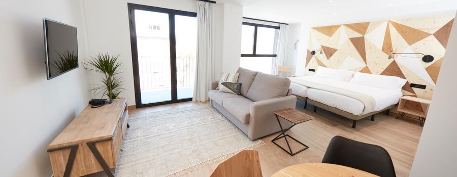 Studio Supérieur avec balcon (2-3 Pax) Studio Supérieur avec balcon (2-3 Pax)